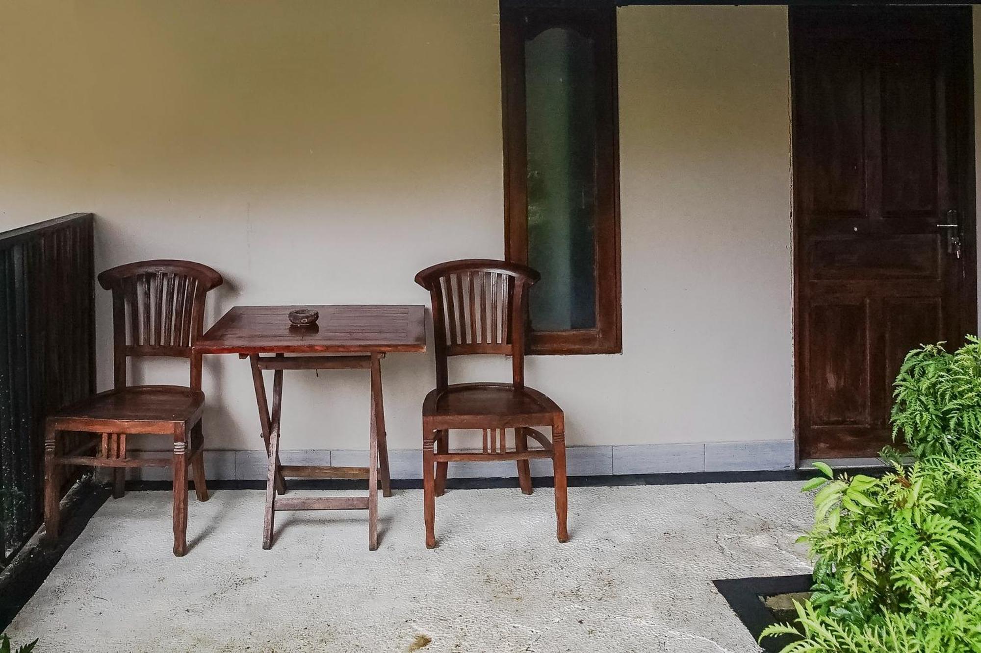 Kampung 168 Hotel Jimbaran Екстериор снимка