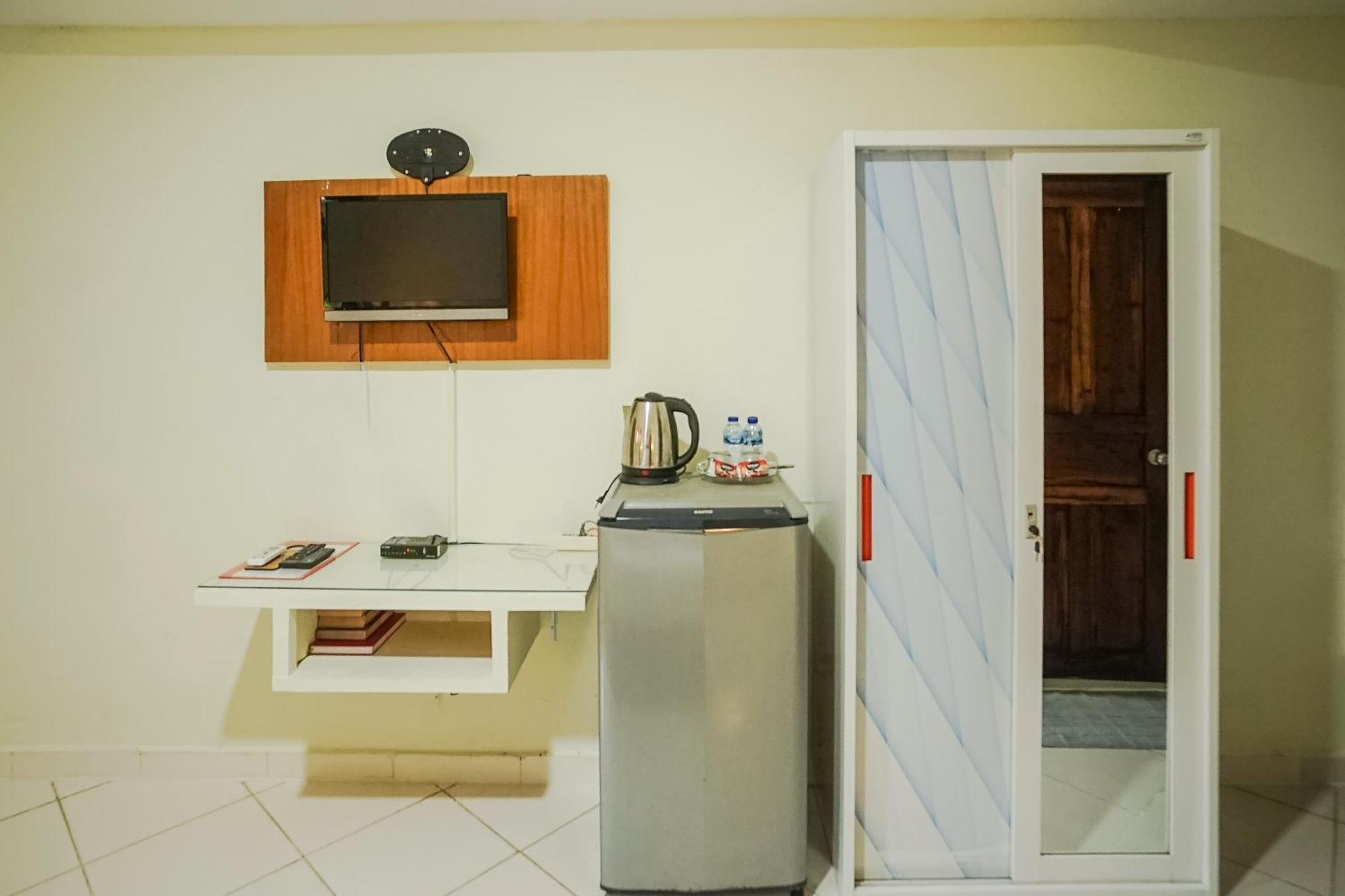 Kampung 168 Hotel Jimbaran Екстериор снимка