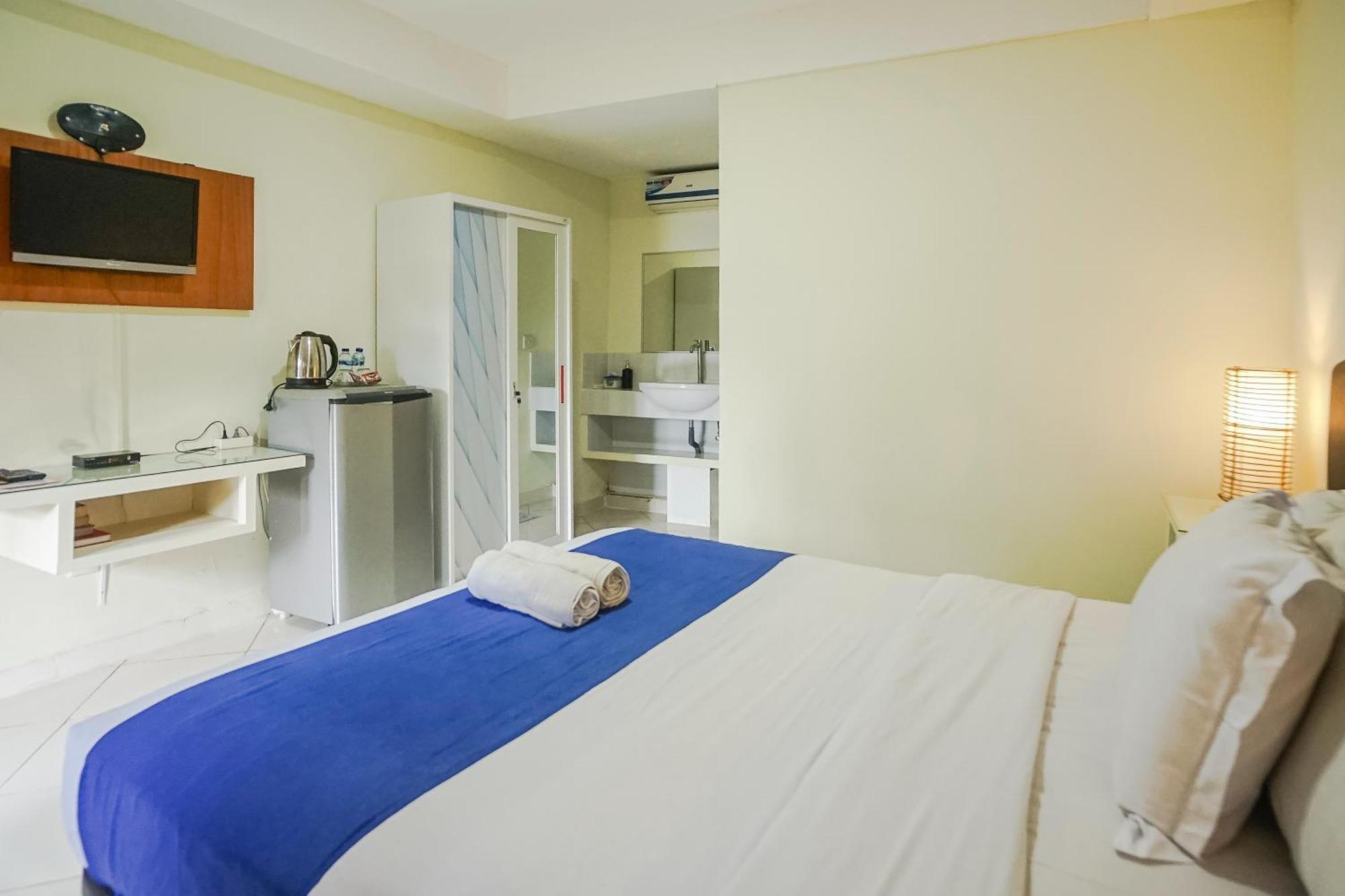 Kampung 168 Hotel Jimbaran Екстериор снимка