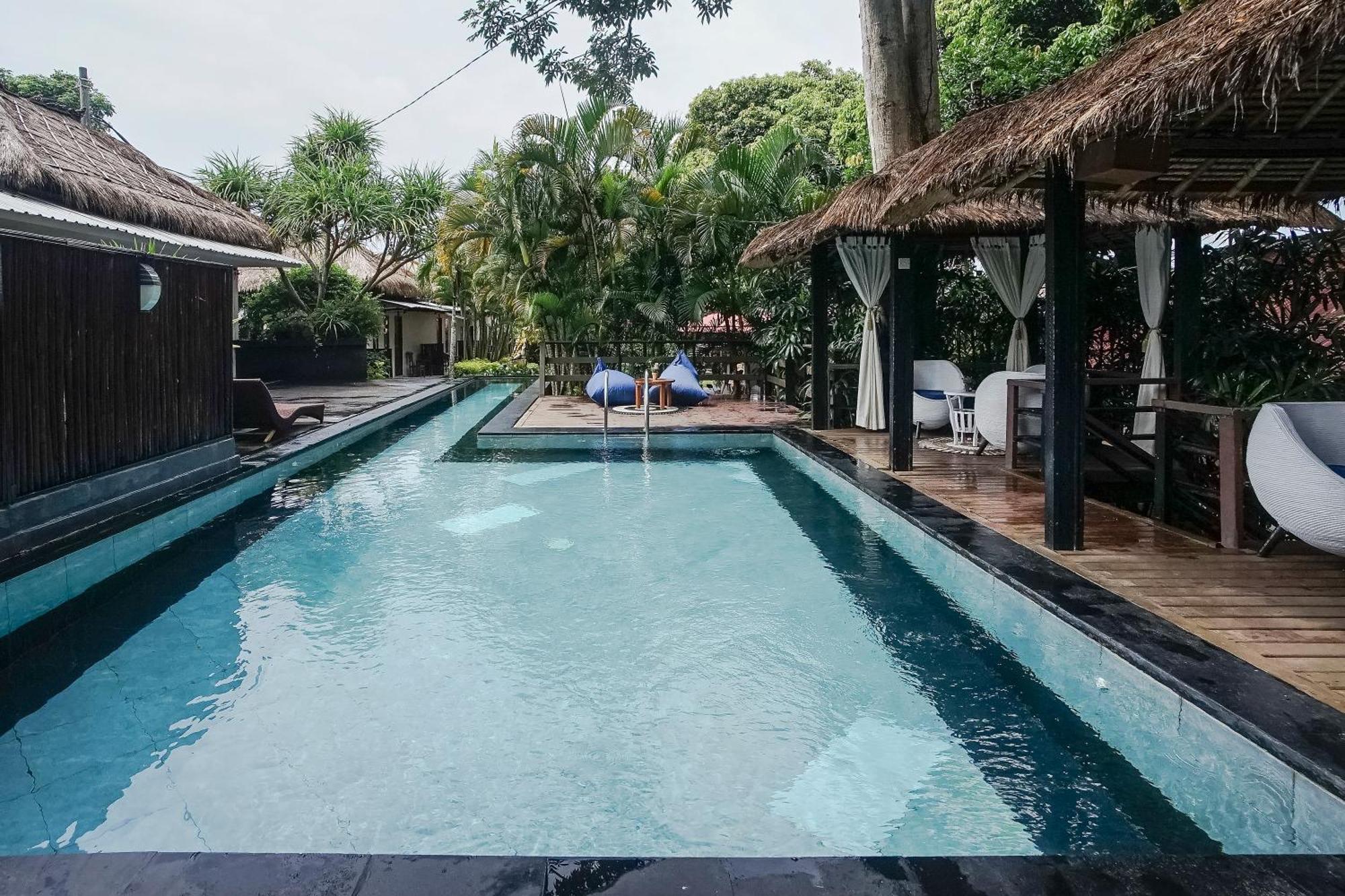 Kampung 168 Hotel Jimbaran Екстериор снимка