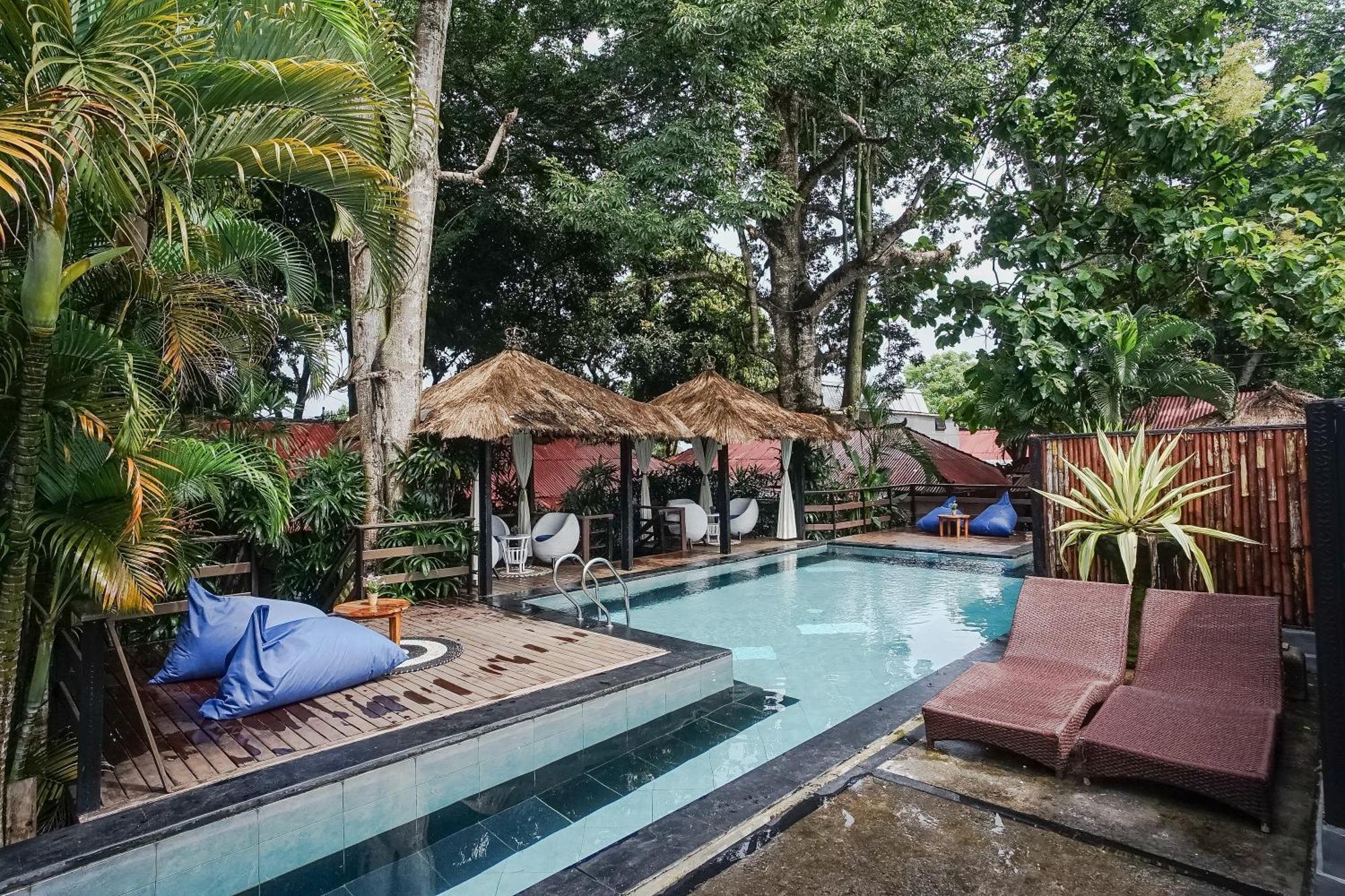 Kampung 168 Hotel Jimbaran Екстериор снимка