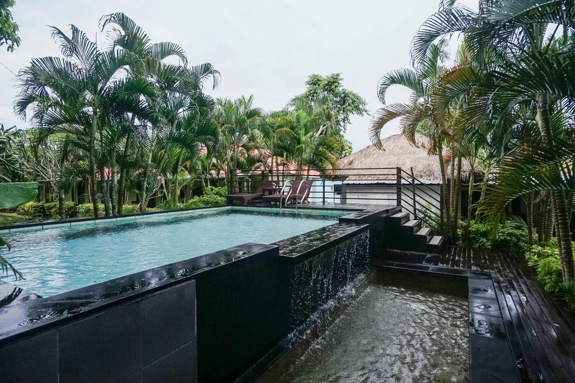 Kampung 168 Hotel Jimbaran Екстериор снимка